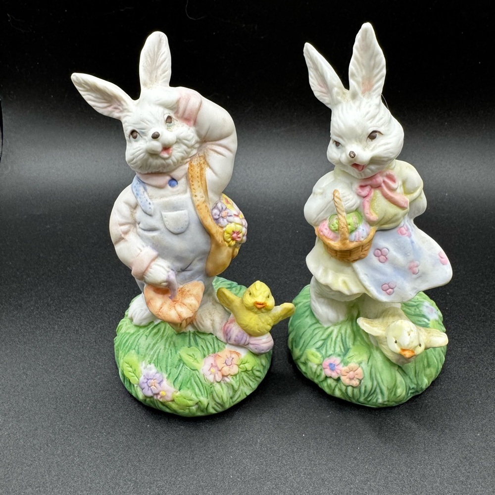 Set of 2 VTG Bisque Porcelain Easter Bunnies Rabbits Figurines Spring Decor